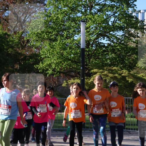 25.04.2025 - Das Zehntel Zöllner http://msf.ph/oto/7677260 26.04.2025 07:49:25 Laufen 3108, 3736, 3708 meine-sportfotos.de