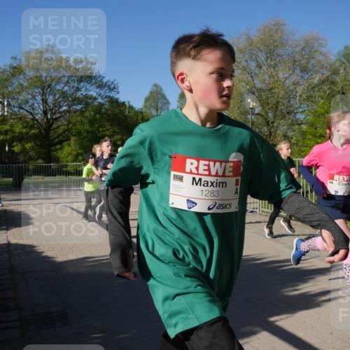 25.04.2025 - Das Zehntel Zöllner http://msf.ph/oto/7677267 26.04.2025 08:41:24 Laufen 1283, 3415 meine-sportfotos.de