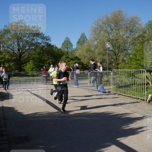 25.04.2025 - Das Zehntel Zöllner http://msf.ph/oto/7677273 26.04.2025 08:41:24 Laufen  meine-sportfotos.de