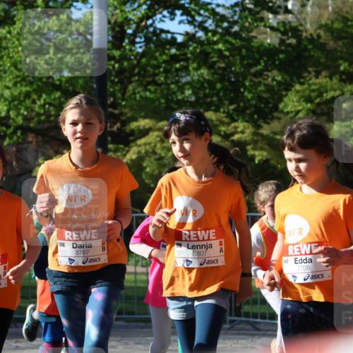 25.04.2025 - Das Zehntel Zöllner http://msf.ph/oto/7677275 26.04.2025 07:49:26 Laufen 3278, 3767, 3807, 3708 meine-sportfotos.de