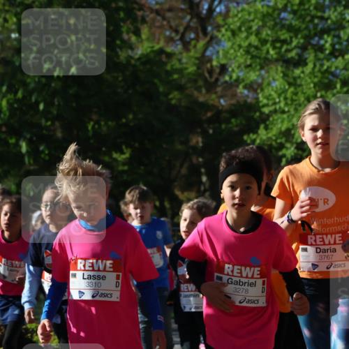 25.04.2025 - Das Zehntel Zöllner http://msf.ph/oto/7677282 26.04.2025 07:49:27 Laufen 3108, 3310, 3278, 3767, 3807 meine-sportfotos.de