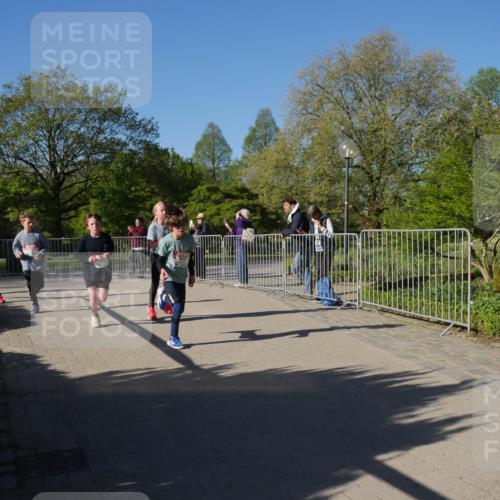 25.04.2025 - Das Zehntel Zöllner http://msf.ph/oto/7677288 26.04.2025 08:41:26 Laufen  meine-sportfotos.de