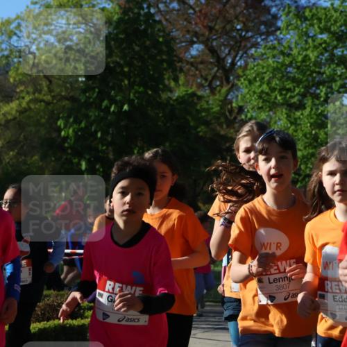 25.04.2025 - Das Zehntel Zöllner http://msf.ph/oto/7677296 26.04.2025 07:49:28 Laufen 3310, 3807, 3708, 3891 meine-sportfotos.de