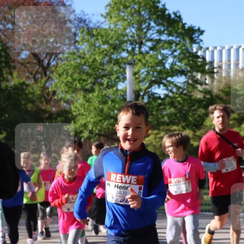 25.04.2025 - Das Zehntel Zöllner http://msf.ph/oto/7677349 26.04.2025 07:49:32 Laufen 2403 meine-sportfotos.de