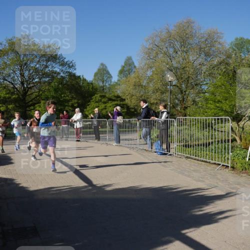 25.04.2025 - Das Zehntel Zöllner http://msf.ph/oto/7677364 26.04.2025 08:41:33 Laufen  meine-sportfotos.de