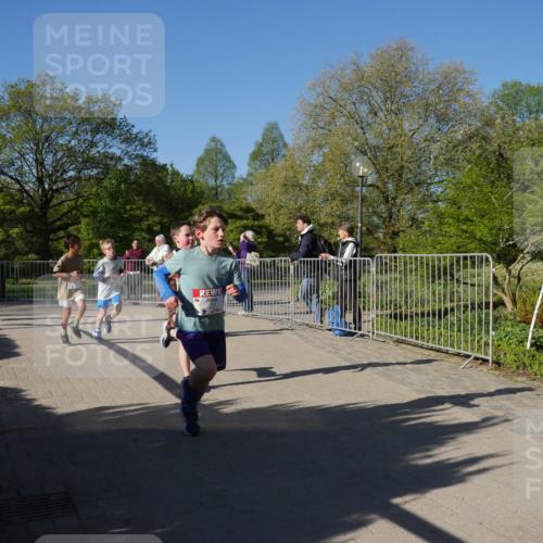 25.04.2025 - Das Zehntel Zöllner http://msf.ph/oto/7677372 26.04.2025 08:41:34 Laufen  meine-sportfotos.de