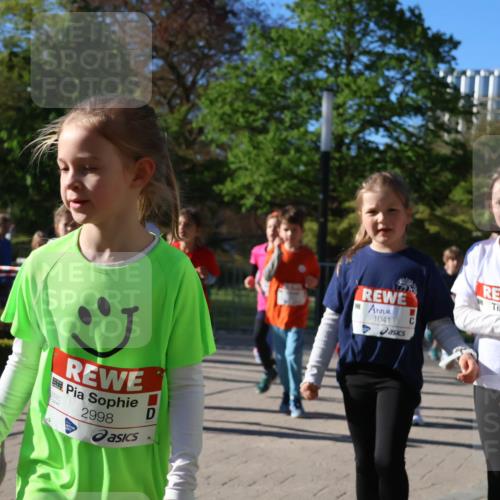 25.04.2025 - Das Zehntel Zöllner http://msf.ph/oto/7677422 26.04.2025 07:49:39 Laufen 2998, 1041 meine-sportfotos.de