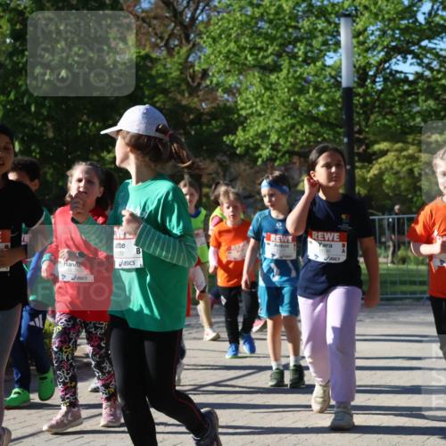 25.04.2025 - Das Zehntel Zöllner http://msf.ph/oto/7677504 26.04.2025 07:49:48 Laufen 1425, 1832, 2636, 09, 3668 meine-sportfotos.de