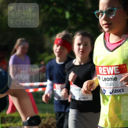 25.04.2025 - Das Zehntel Zöllner http://msf.ph/oto/7677574 26.04.2025 07:49:52 Laufen 3148 meine-sportfotos.de