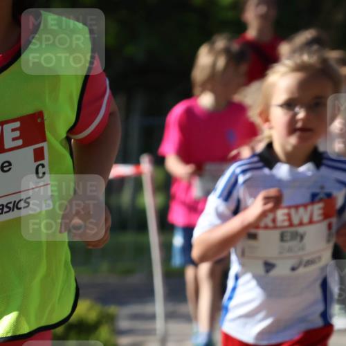 25.04.2025 - Das Zehntel Zöllner http://msf.ph/oto/7677582 26.04.2025 07:49:52 Laufen 3148, 3148, 2404 meine-sportfotos.de