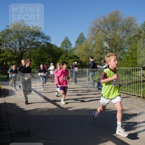 25.04.2025 - Das Zehntel Zöllner http://msf.ph/oto/7677590 26.04.2025 08:41:52 Laufen 3188 meine-sportfotos.de
