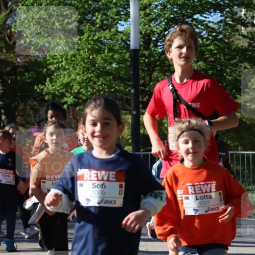 25.04.2025 - Das Zehntel Zöllner http://msf.ph/oto/7677643 26.04.2025 07:49:56 Laufen 1690, 2542, 1009, 10, 1027 meine-sportfotos.de