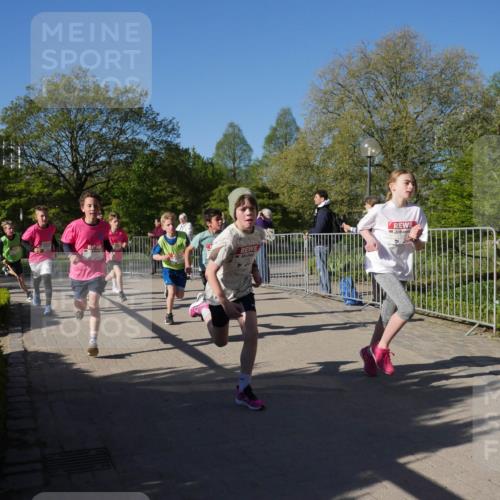 25.04.2025 - Das Zehntel Zöllner http://msf.ph/oto/7677645 26.04.2025 08:41:57 Laufen  meine-sportfotos.de