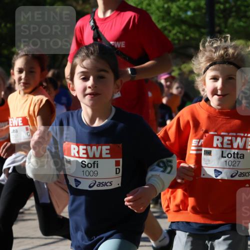 25.04.2025 - Das Zehntel Zöllner http://msf.ph/oto/7677653 26.04.2025 07:49:57 Laufen 281, 10, 1009, 95, 1027 meine-sportfotos.de