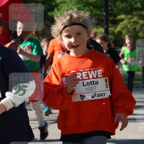 25.04.2025 - Das Zehntel Zöllner http://msf.ph/oto/7677657 26.04.2025 07:49:57 Laufen 1009, 95, 1027 meine-sportfotos.de