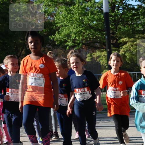 25.04.2025 - Das Zehntel Zöllner http://msf.ph/oto/7677683 26.04.2025 07:49:59 Laufen 2542, 3778, 2541, 2547, 3701, 1848 meine-sportfotos.de