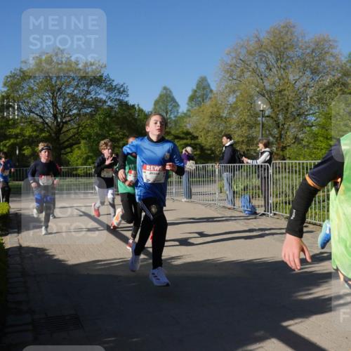 25.04.2025 - Das Zehntel Zöllner http://msf.ph/oto/7677689 26.04.2025 08:42:00 Laufen 1546 meine-sportfotos.de
