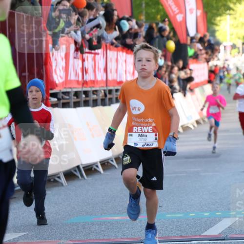 25.04.2025 - Das Zehntel Luisa Fischer http://msf.ph/oto/7678449 26.04.2025 08:49:22 Ziel 1754, 1929, 3506, 3792 meine-sportfotos.de