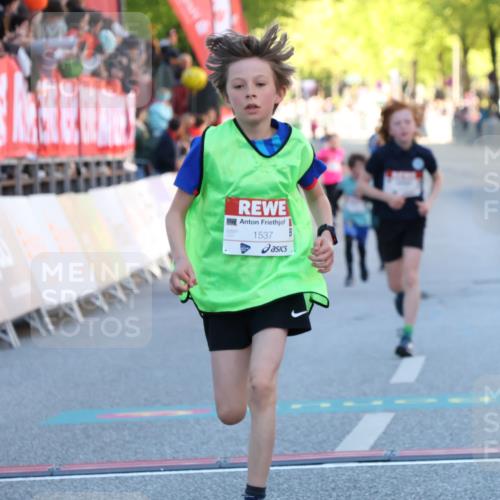 25.04.2025 - Das Zehntel Luisa Fischer http://msf.ph/oto/7678559 26.04.2025 08:50:06 Ziel 1116, 1537 meine-sportfotos.de