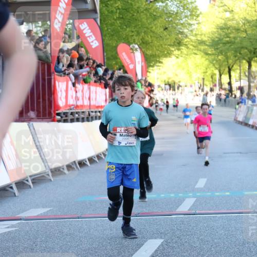 25.04.2025 - Das Zehntel Luisa Fischer http://msf.ph/oto/7678592 26.04.2025 08:50:14 Ziel 1107, 1116, 2383, 2995, 3539, 3540 meine-sportfotos.de