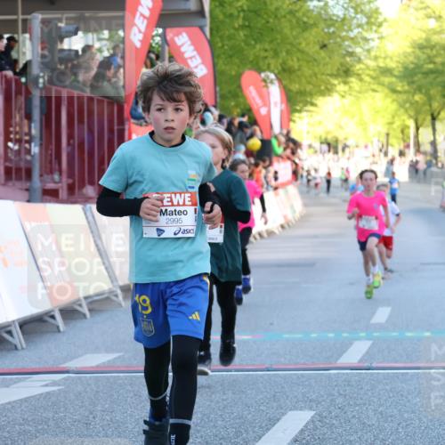 25.04.2025 - Das Zehntel Luisa Fischer http://msf.ph/oto/7678609 26.04.2025 08:50:15 Ziel 1107, 1116, 2383, 2995, 3539, 3540 meine-sportfotos.de