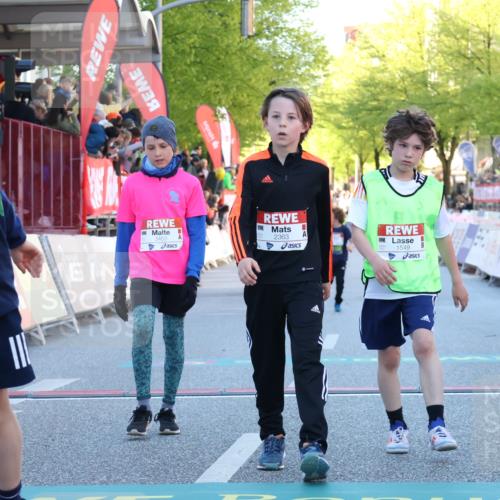 25.04.2025 - Das Zehntel Luisa Fischer http://msf.ph/oto/7678732 26.04.2025 08:50:48 Ziel 1549, 2208, 2363, 2637, 2655, 2728, 3455, 3485 meine-sportfotos.de