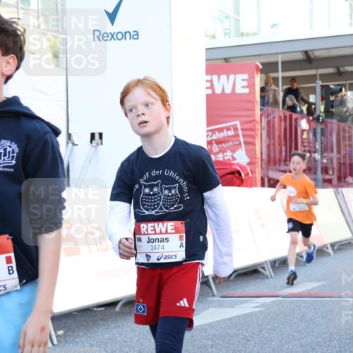 25.04.2025 - Das Zehntel Luisa Fischer http://msf.ph/oto/7678920 26.04.2025 08:51:56 Ziel 1781, 1787, 1922, 2667, 2672, 2795, 2914, 2919, 3097, 3415, 3710, 3808 meine-sportfotos.de