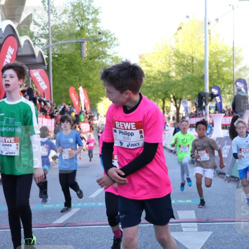 25.04.2025 - Das Zehntel Luisa Fischer http://msf.ph/oto/7679017 26.04.2025 08:52:37 Ziel 1207, 1208, 1232, 1245, 1654, 1939, 2015, 2149, 2161, 2355, 3060, 3160, 3212, 3404, 3450, 3516, 3530, 3595 meine-sportfotos.de