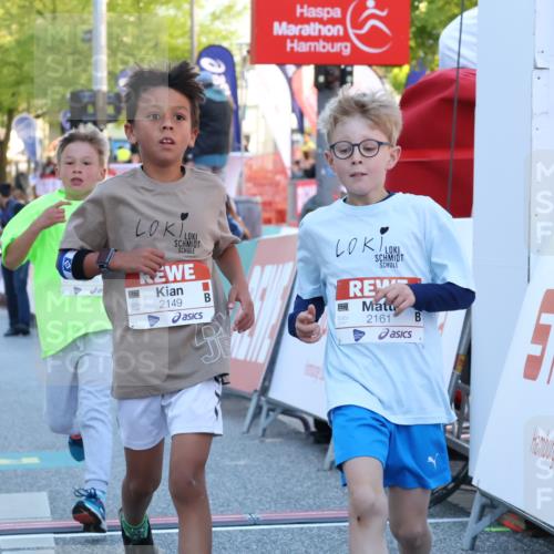 25.04.2025 - Das Zehntel Luisa Fischer http://msf.ph/oto/7679030 26.04.2025 08:52:39 Ziel 1166, 1207, 1208, 1232, 1245, 1654, 1939, 2015, 2149, 2161, 2355, 2886, 3060, 3160, 3212, 3404, 3407, 3450, 3496, 3516, 3530, 3595 meine-sportfotos.de