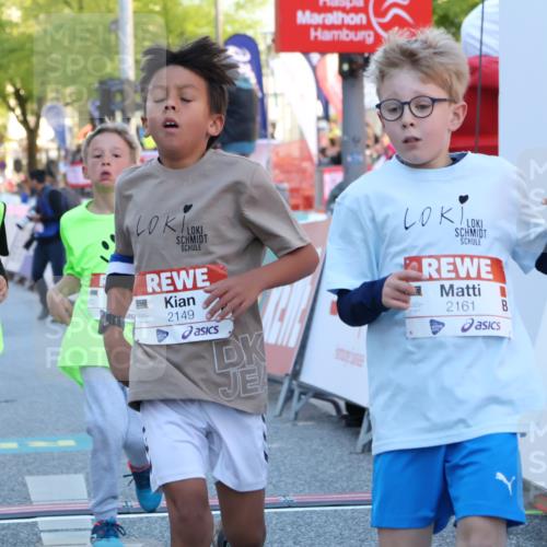 25.04.2025 - Das Zehntel Luisa Fischer http://msf.ph/oto/7679036 26.04.2025 08:52:39 Ziel 1166, 1207, 1208, 1232, 1245, 1654, 1939, 2015, 2149, 2161, 2355, 2886, 3060, 3160, 3212, 3404, 3407, 3450, 3496, 3516, 3530, 3595 meine-sportfotos.de