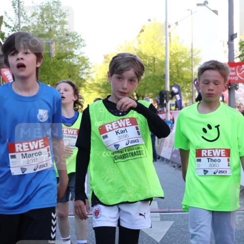 25.04.2025 - Das Zehntel Luisa Fischer http://msf.ph/oto/7679052 26.04.2025 08:52:43 Ziel 1166, 1176, 1188, 1207, 1208, 1245, 1939, 2015, 2023, 2149, 2161, 2216, 2355, 2886, 3060, 3160, 3161, 3212, 3407, 3496, 3516, 3530, 3595 meine-sportfotos.de