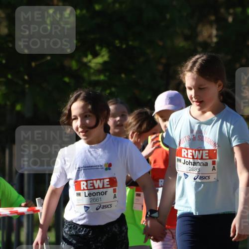25.04.2025 - Das Zehntel Zöllner http://msf.ph/oto/7679510 26.04.2025 07:50:11 Laufen 2633, 3025, 2661 meine-sportfotos.de
