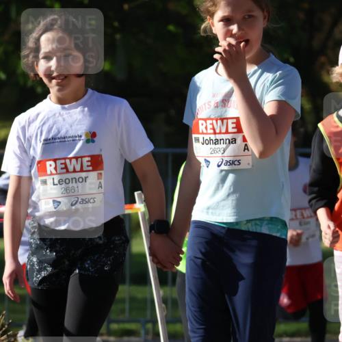 25.04.2025 - Das Zehntel Zöllner http://msf.ph/oto/7679531 26.04.2025 07:50:12 Laufen 2661, 2633, 2775 meine-sportfotos.de