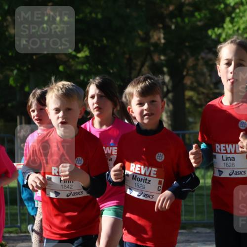 25.04.2025 - Das Zehntel Zöllner http://msf.ph/oto/7679611 26.04.2025 07:50:19 Laufen 3318, 1842, 1829, 1826, 1981 meine-sportfotos.de