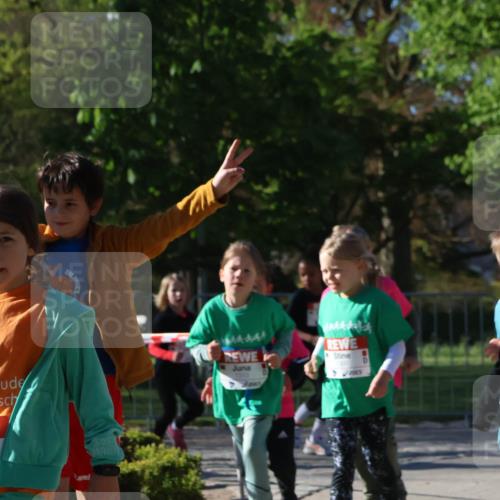 25.04.2025 - Das Zehntel Zöllner http://msf.ph/oto/7679851 26.04.2025 07:50:35 Laufen 3674, 849 meine-sportfotos.de