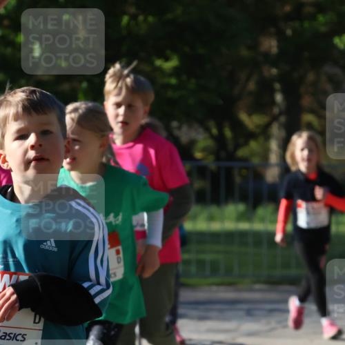 25.04.2025 - Das Zehntel Zöllner http://msf.ph/oto/7679863 26.04.2025 07:50:36 Laufen 18 meine-sportfotos.de