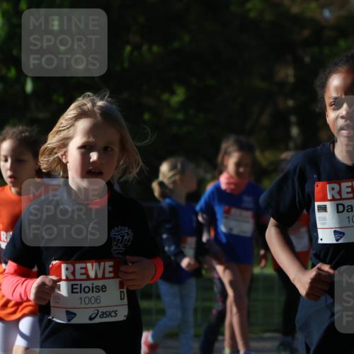 25.04.2025 - Das Zehntel Zöllner http://msf.ph/oto/7679903 26.04.2025 07:50:39 Laufen 1006, 1005, 1005 meine-sportfotos.de