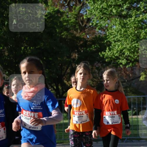 25.04.2025 - Das Zehntel Zöllner http://msf.ph/oto/7679990 26.04.2025 07:50:44 Laufen 3686, 1364, 3679, 3080 meine-sportfotos.de