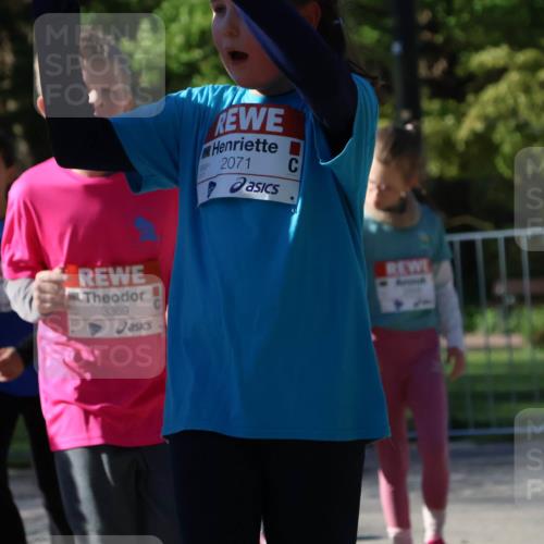 25.04.2025 - Das Zehntel Zöllner http://msf.ph/oto/7680248 26.04.2025 07:51:02 Laufen 3369, 2071 meine-sportfotos.de