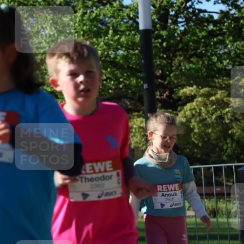 25.04.2025 - Das Zehntel Zöllner http://msf.ph/oto/7680267 26.04.2025 07:51:02 Laufen 3369, 2906 meine-sportfotos.de