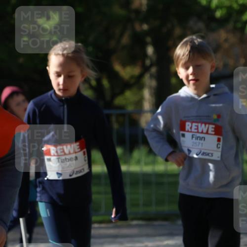 25.04.2025 - Das Zehntel Zöllner http://msf.ph/oto/7680476 26.04.2025 07:51:12 Laufen 2583, 89105, 2571, 19 meine-sportfotos.de