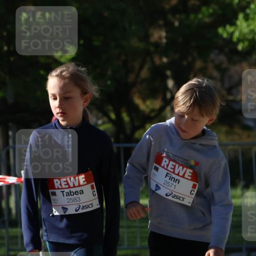 25.04.2025 - Das Zehntel Zöllner http://msf.ph/oto/7680486 26.04.2025 07:51:13 Laufen 2583, 2571 meine-sportfotos.de