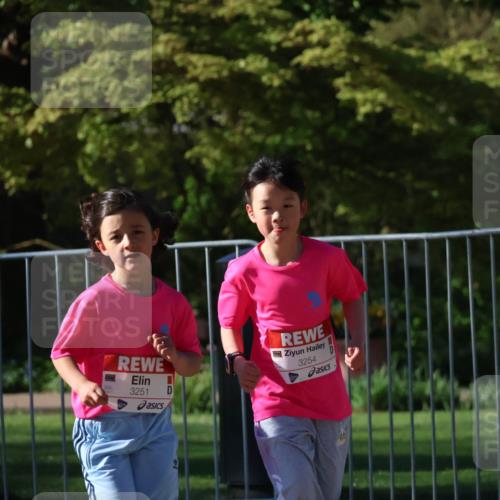 25.04.2025 - Das Zehntel Zöllner http://msf.ph/oto/7680579 26.04.2025 07:51:27 Laufen 2076, 3251, 3254, 32 meine-sportfotos.de