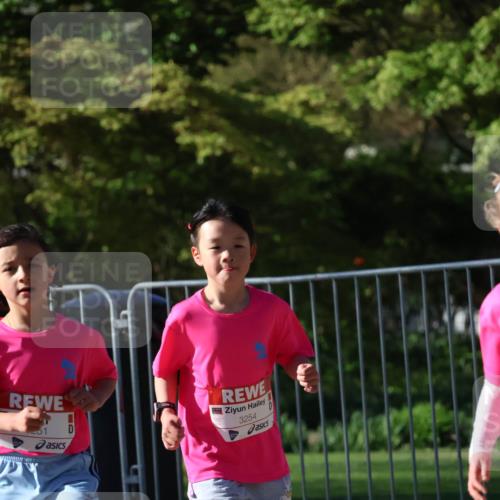 25.04.2025 - Das Zehntel Zöllner http://msf.ph/oto/7680588 26.04.2025 07:51:27 Laufen 51, 3254, 3246 meine-sportfotos.de