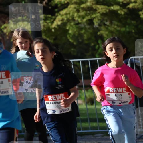 25.04.2025 - Das Zehntel Zöllner http://msf.ph/oto/7680596 26.04.2025 07:51:27 Laufen 2, 22, 2076, 2567, 3251 meine-sportfotos.de