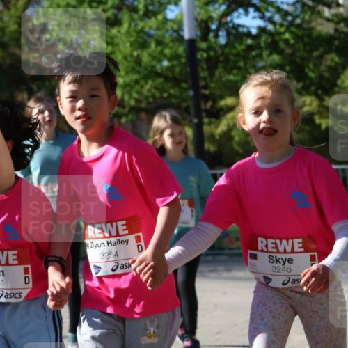 25.04.2025 - Das Zehntel Zöllner http://msf.ph/oto/7680668 26.04.2025 07:51:31 Laufen 3251, 3254, 3246 meine-sportfotos.de