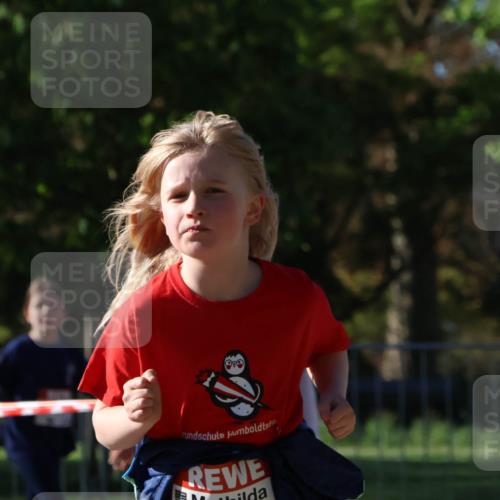25.04.2025 - Das Zehntel Zöllner http://msf.ph/oto/7680770 26.04.2025 07:51:37 Laufen  meine-sportfotos.de