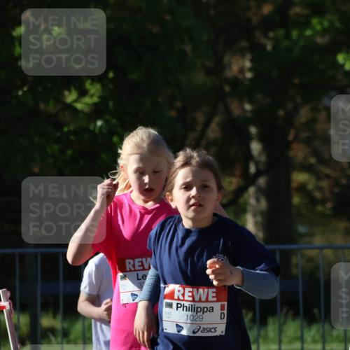 25.04.2025 - Das Zehntel Zöllner http://msf.ph/oto/7680848 26.04.2025 07:51:41 Laufen 3, 1029, 1015 meine-sportfotos.de