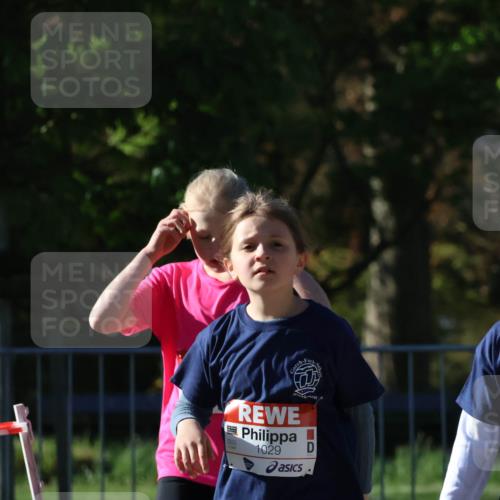 25.04.2025 - Das Zehntel Zöllner http://msf.ph/oto/7680859 26.04.2025 07:51:42 Laufen 1029, 1015, 1015 meine-sportfotos.de