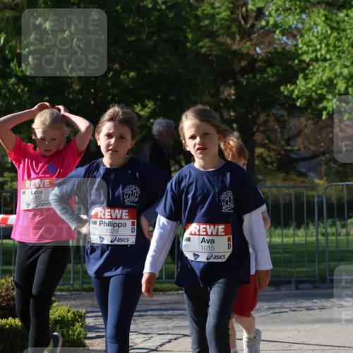25.04.2025 - Das Zehntel Zöllner http://msf.ph/oto/7680883 26.04.2025 07:51:43 Laufen 3302, 1029, 1015 meine-sportfotos.de
